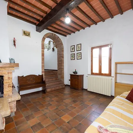 Tipica Casa Nelle Crete Senesi Daire