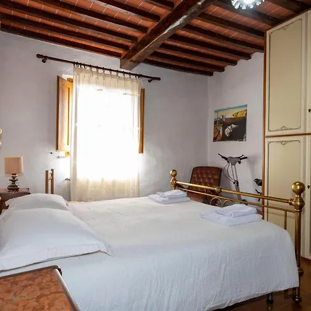 Tipica Casa Nelle Crete Senesi Daire Monteroni dʼArbia