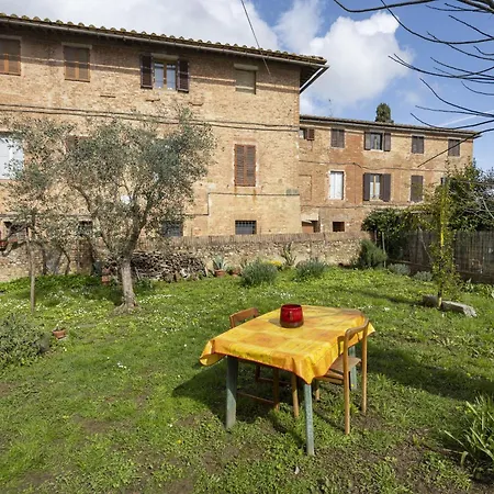 Tipica Casa Nelle Crete Senesi * Monteroni dʼArbia